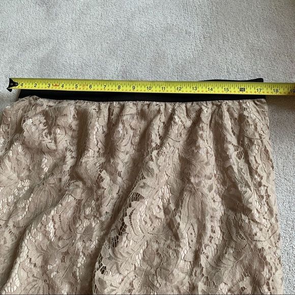 Loft Lace Skirt Size 12 - Picture 7 of 8